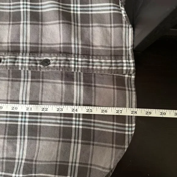 J Crew Flannel Shirt Mens Sz S Gray Plaid Slim Fit Button Up 100% Cotton Outdoor - Picture 9 of 9